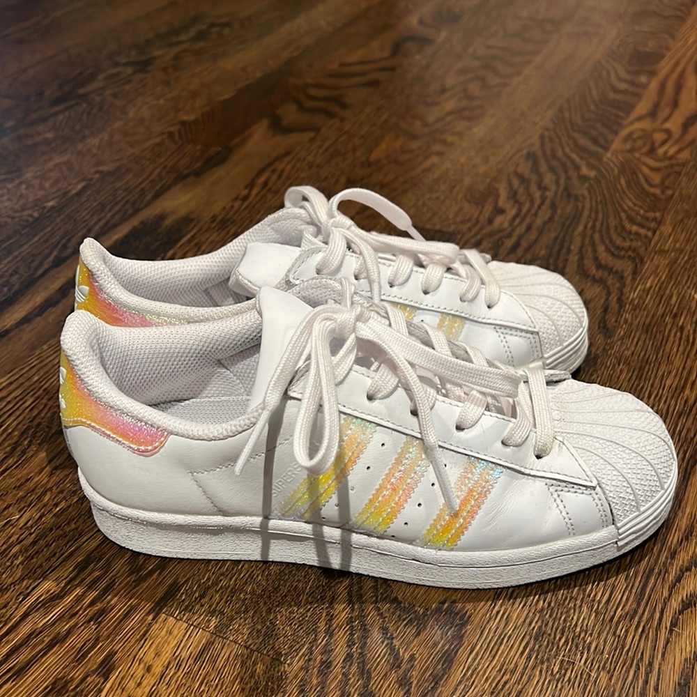 Girls Adidas superstars